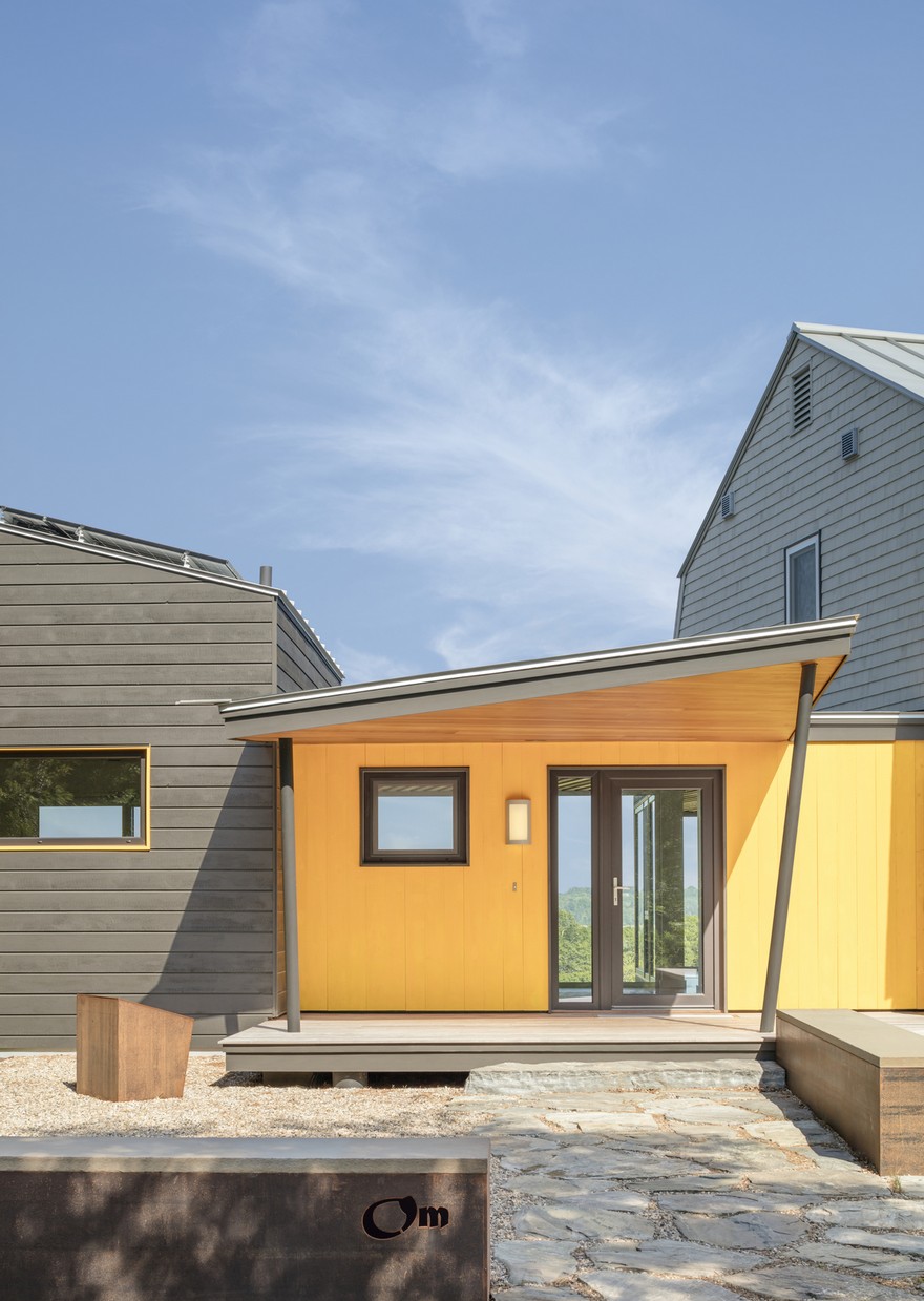 Gambrel-Roofed Home Renovated by Kaplan Thompson Architects-11