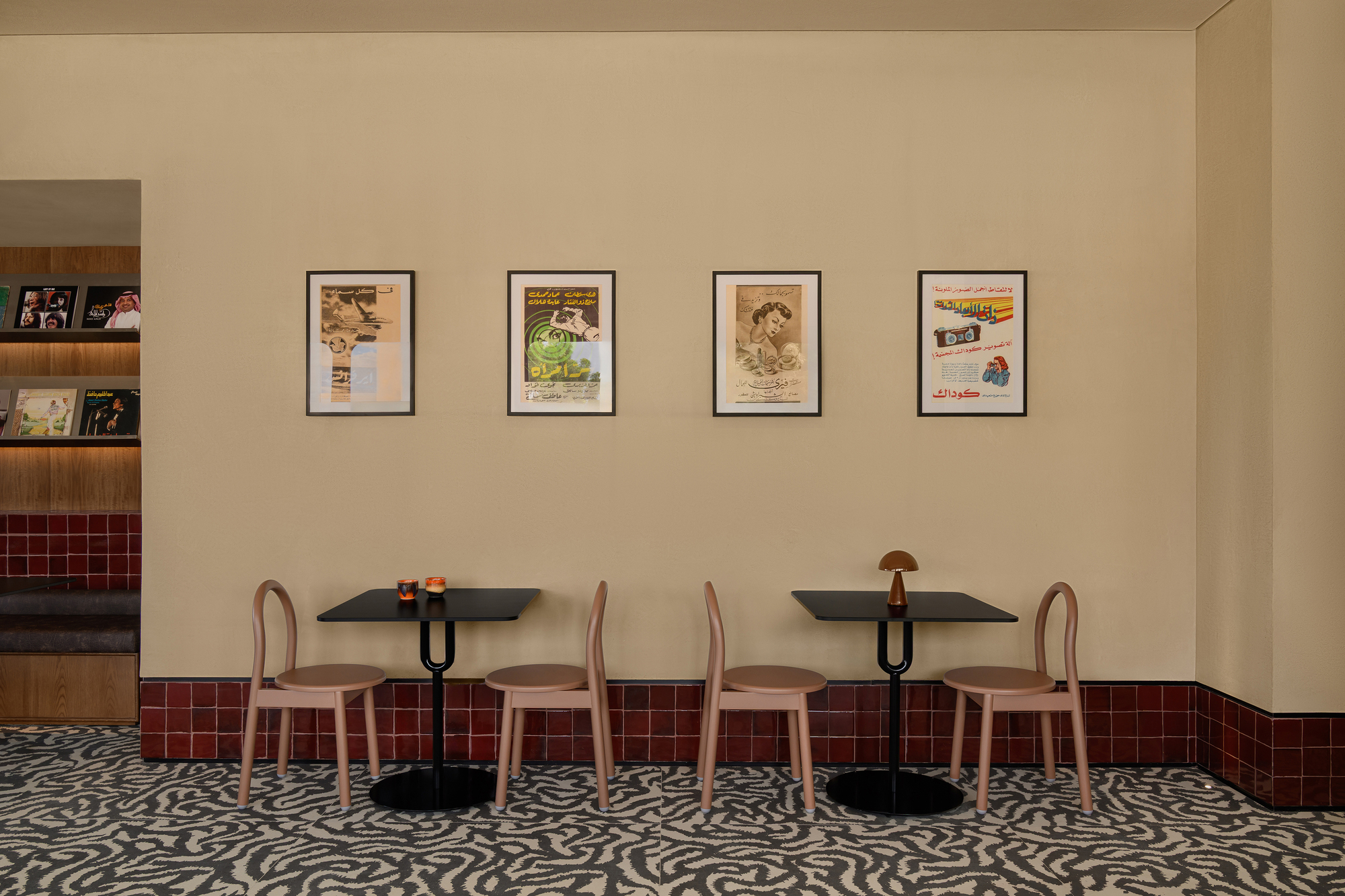 咖啡店丨阿联酋丨IDST-11