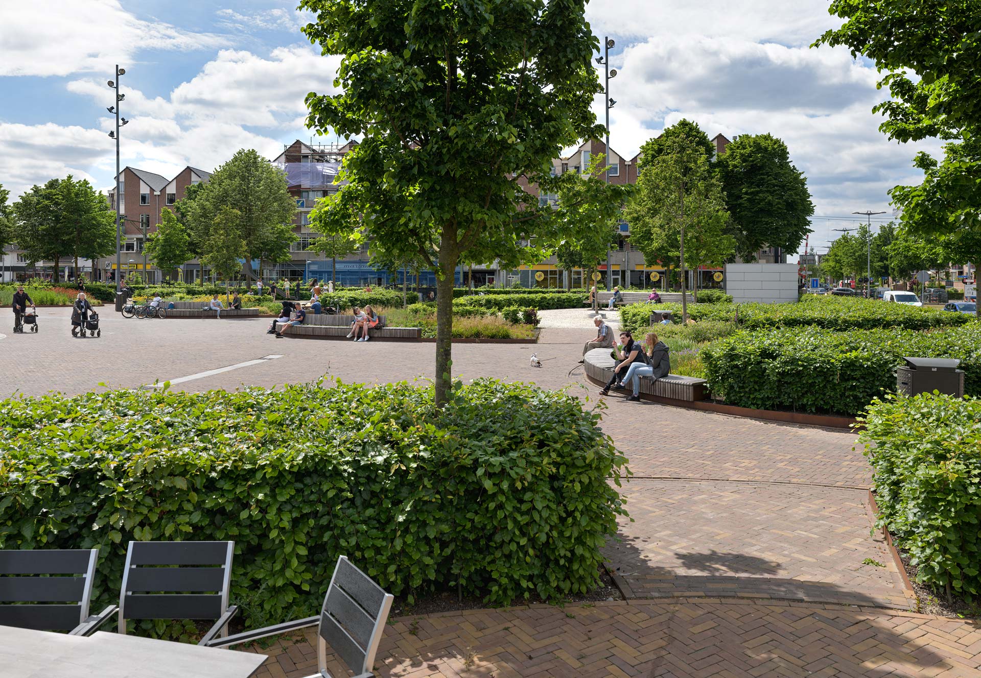 荷兰 Ede 市场广场绿色更新，打造多功能活动空间-8