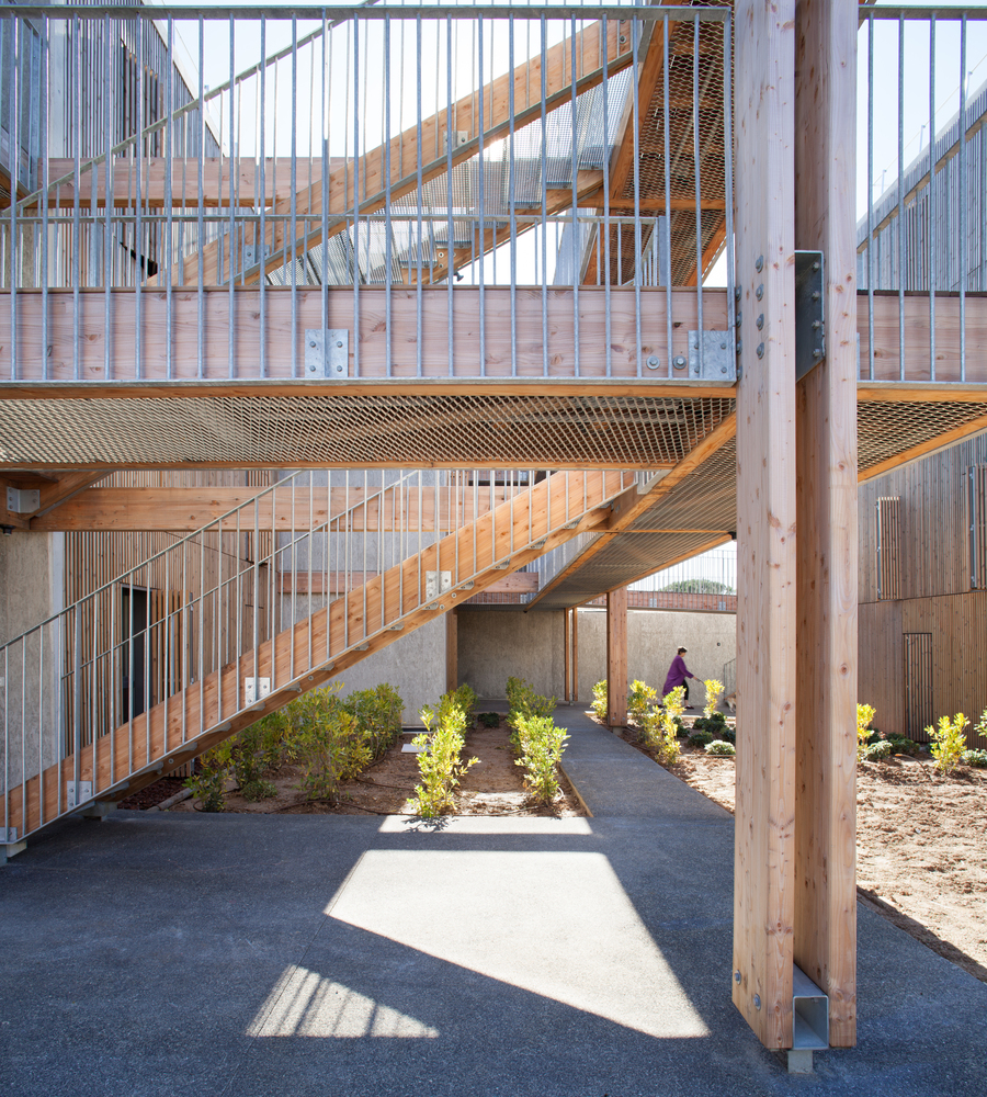 融合绿意的法国 Mouans·Sartou· 社会住宅与商铺设计-48