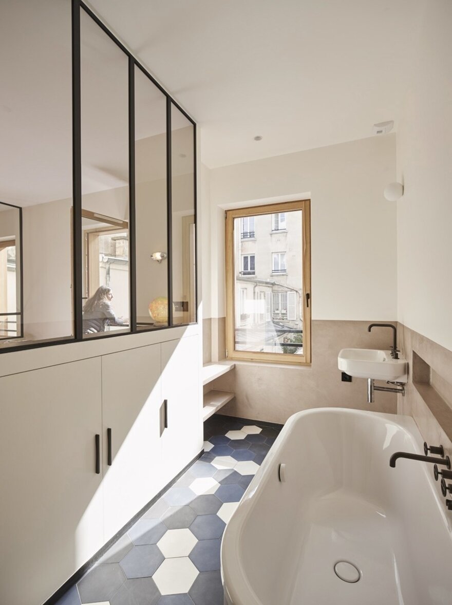 巴黎 10 区庭院旧宅变宜居家庭住宅-24