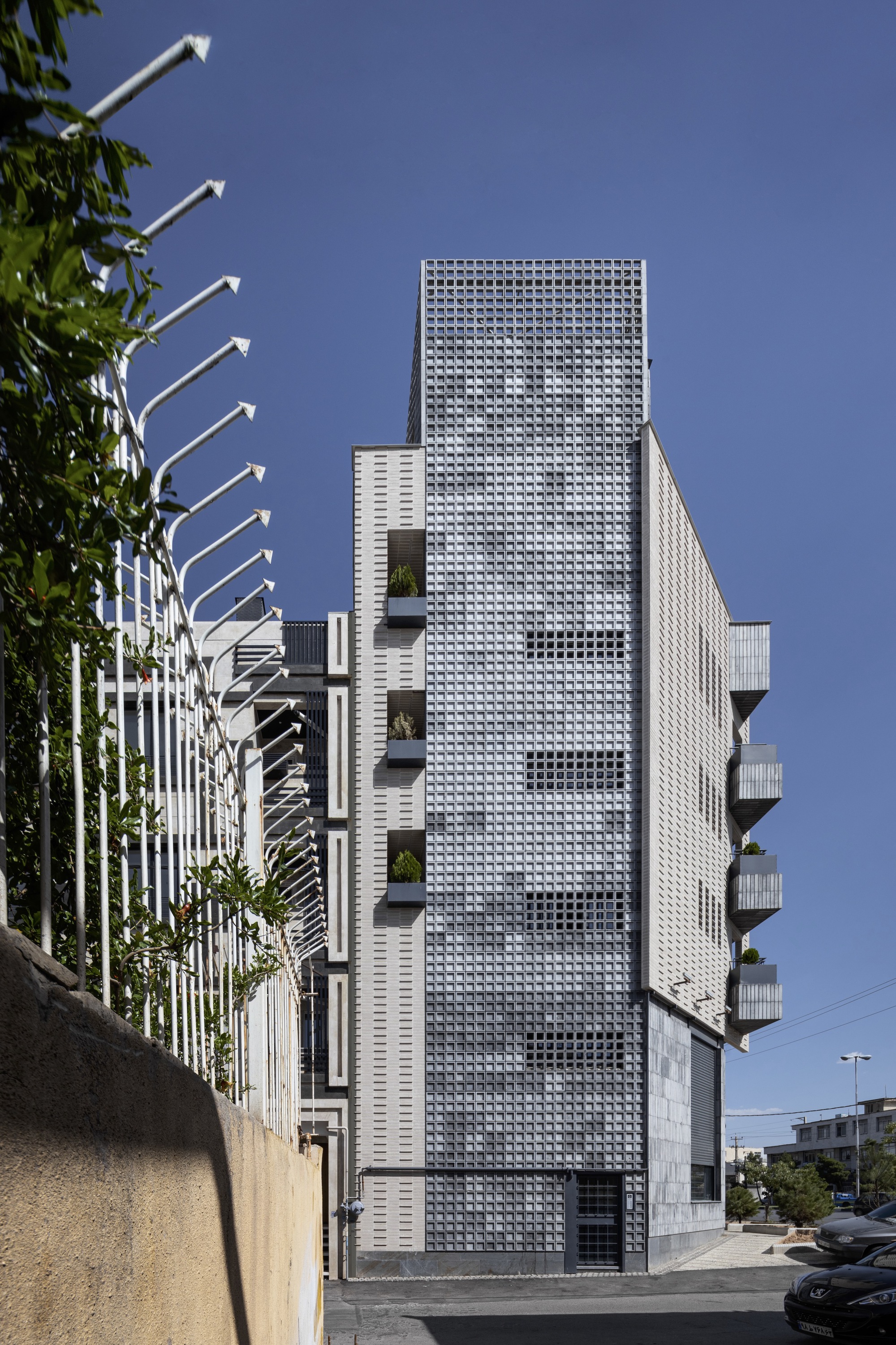 侧身公寓丨伊朗丨Ashari Architects-40