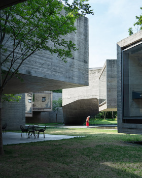 肖峰艺术馆丨中国杭州丨标准营造,同济大学建筑设计研究院等