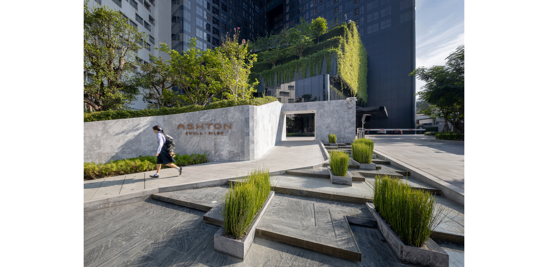 Urban Mountain: Gardens of Ashton Chula-Silom | TROP : terrains + open space-23