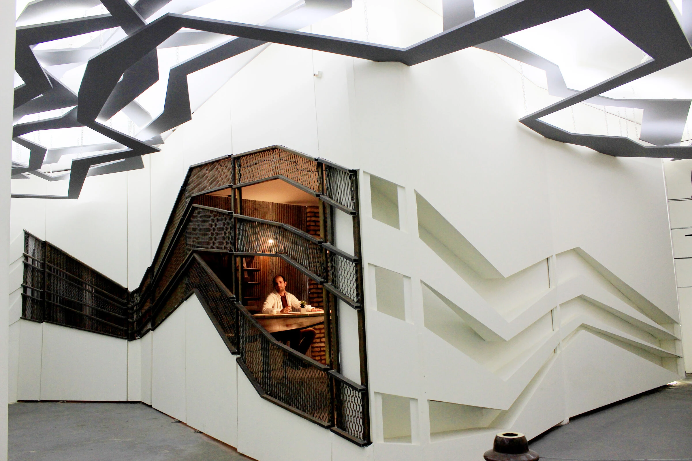 伊朗德黑兰“战斗”办公室设计-11