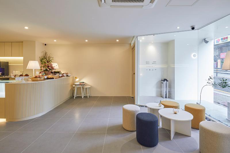 简约风 27 平米咖啡厅设计 打造温馨空间-5