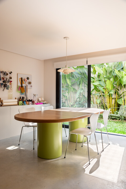 巴西圣保罗金属网格连接两座住宅设计丨TODOS Arquitetura-20