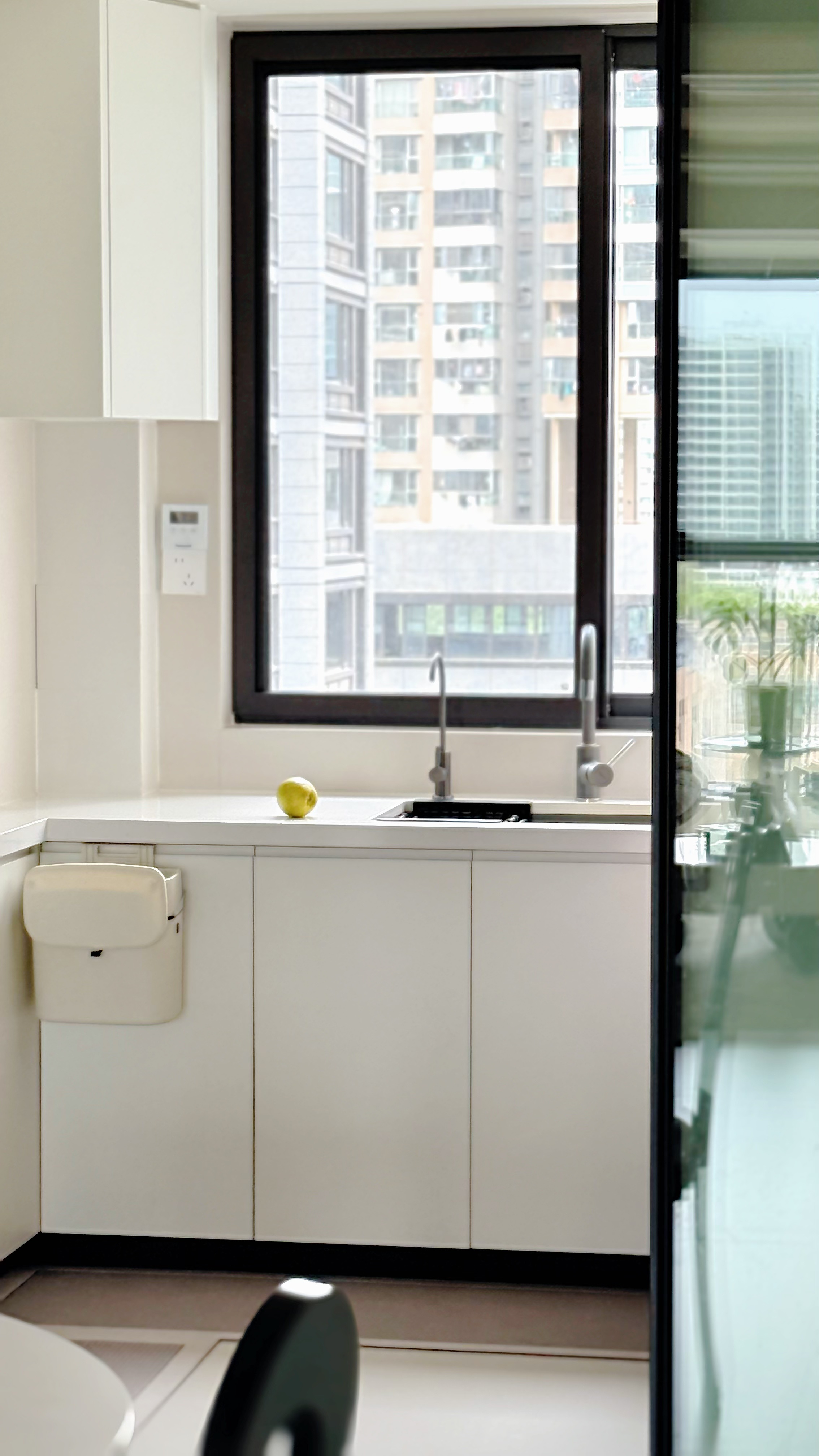 140㎡阳光容器 把光揉进每个平方的极简主义丨中国杭州丨SJD春茉空间设计-32