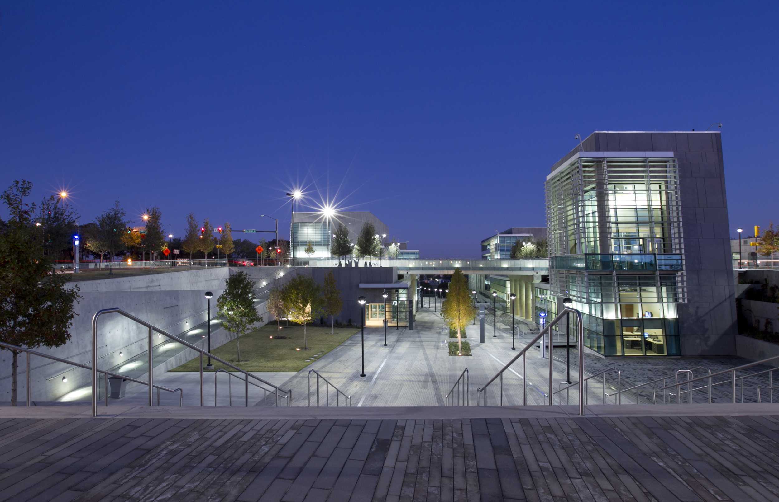 沃斯堡民政学院东校区景观设计丨美国丨德克萨斯州 ASLA-11