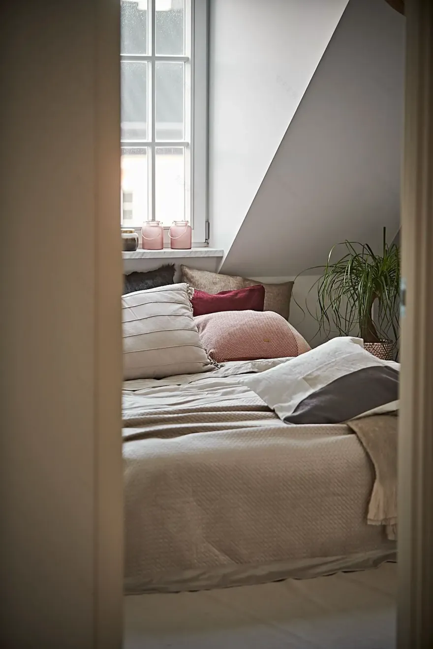 瑞典百年建筑顶层公寓的魔力夜晚-23