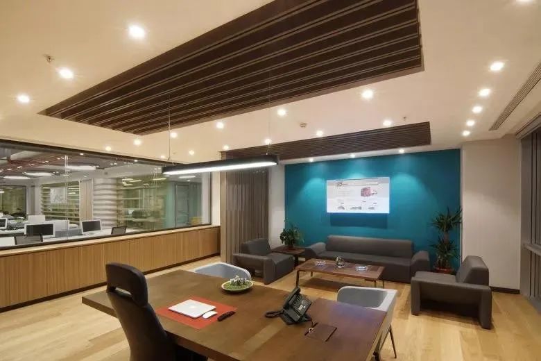 灵活多变、注重健康的办公空间设计-56