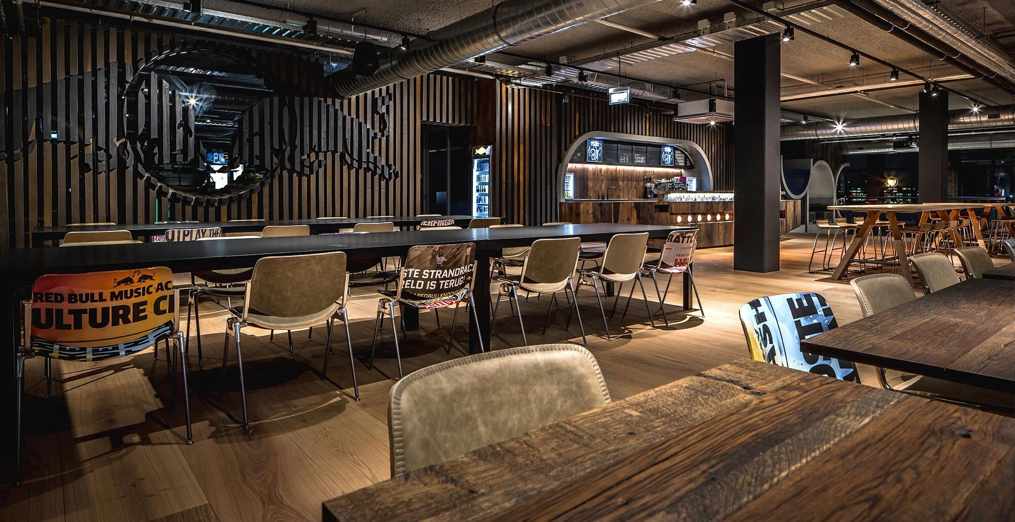 红牛阿姆斯特丹办公室-19