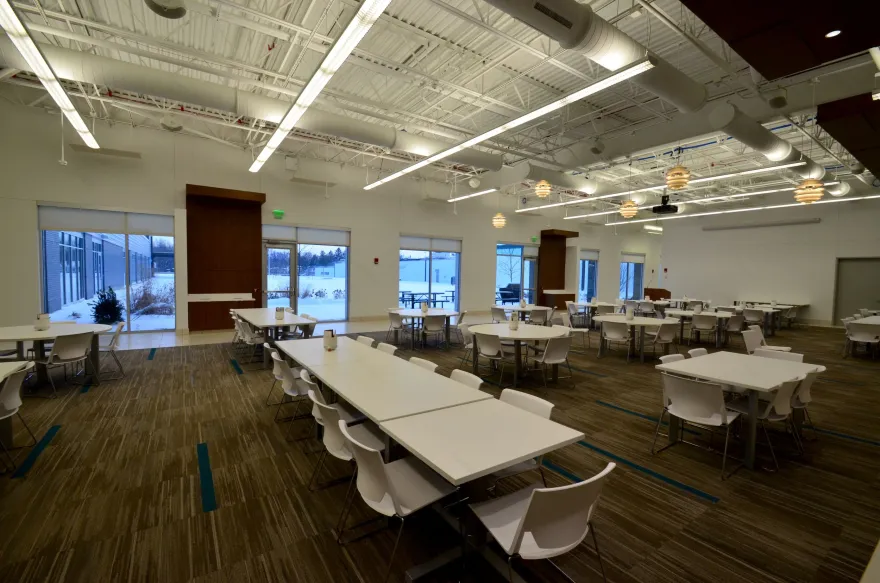 泛达(Panduit)CRD(由于CRD缺乏具体语境,不清楚其确切含义,可能是泛达公司特定的产品、技术或项目相关的缩写,这里按原文保留) 丨美国芝加哥丨Linden Group Architects-11