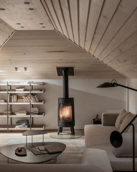乌克兰 Under roof 住宅丨FORM bureau