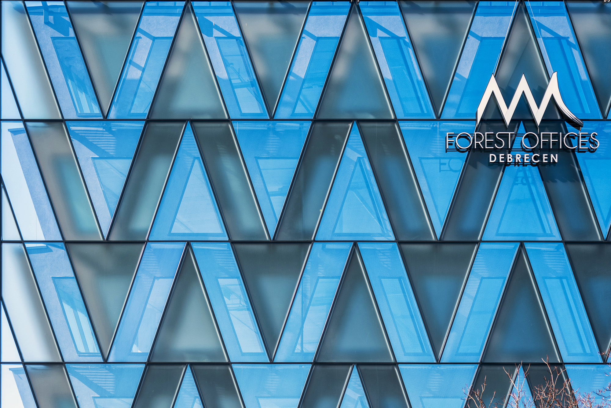 匈牙利德布勒森森林办公大楼-17