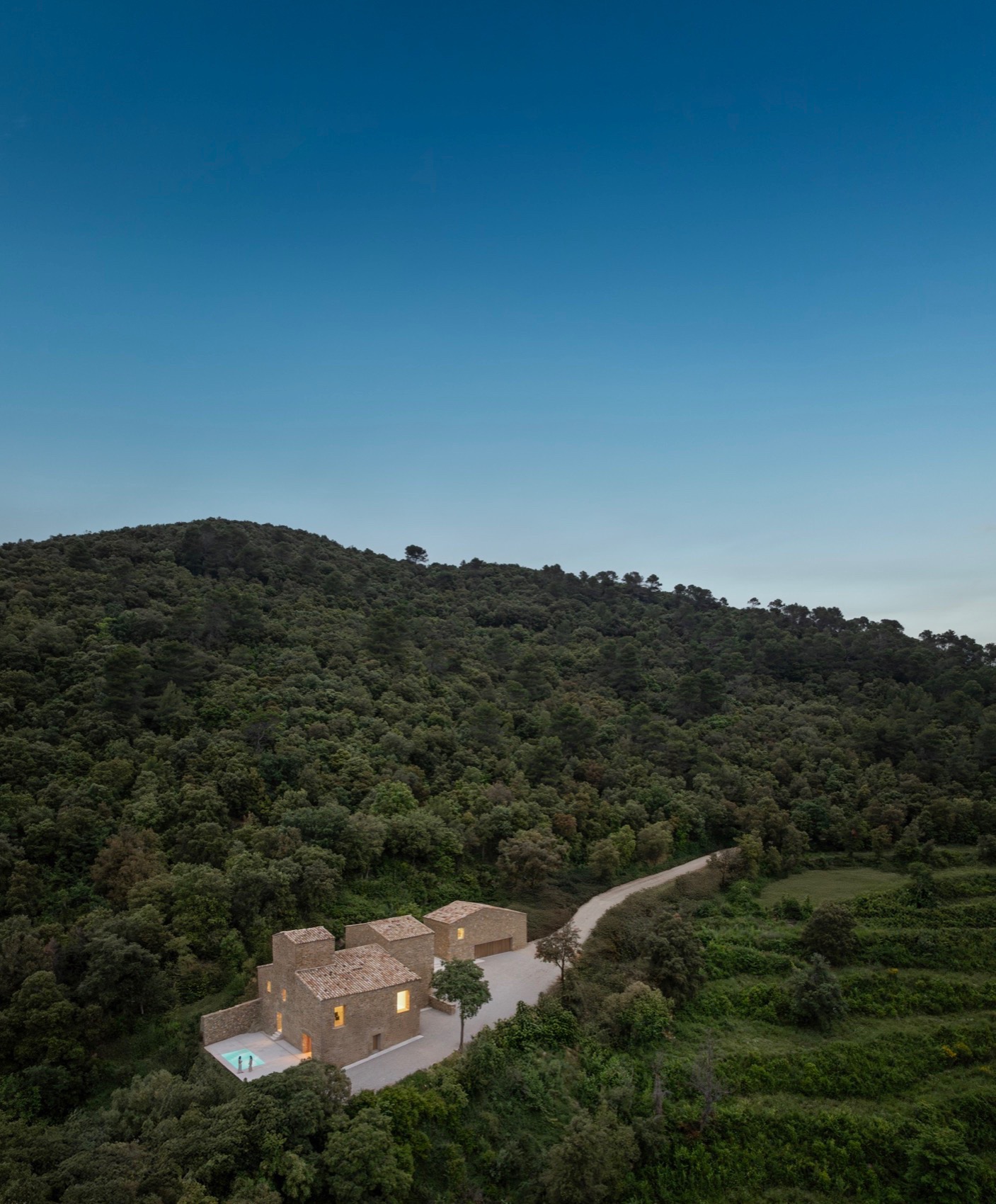 卡达尔特农庄住宅丨西班牙赫罗纳-105