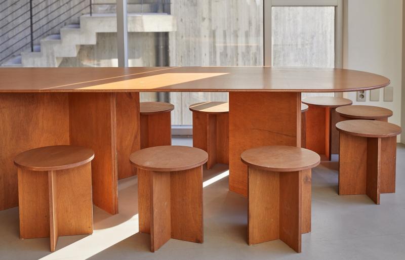 22 平米高级核桃色调店面设计，尽显奢华与温馨-10