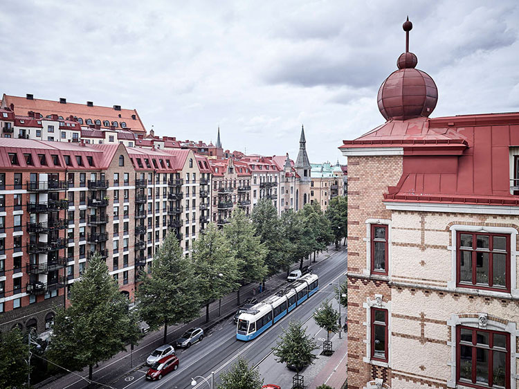 独特拱窗的斯堪的纳维亚风格阁楼公寓-6