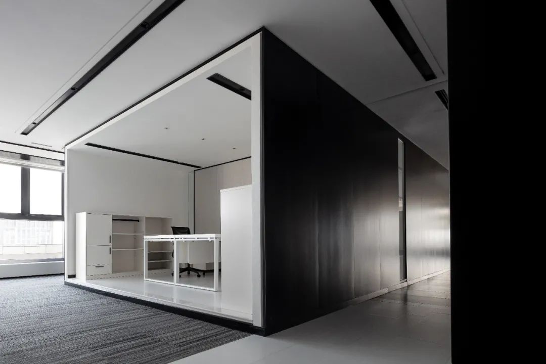 绍兴万里进出口办公空间 | 黑与白的隐喻世界-72