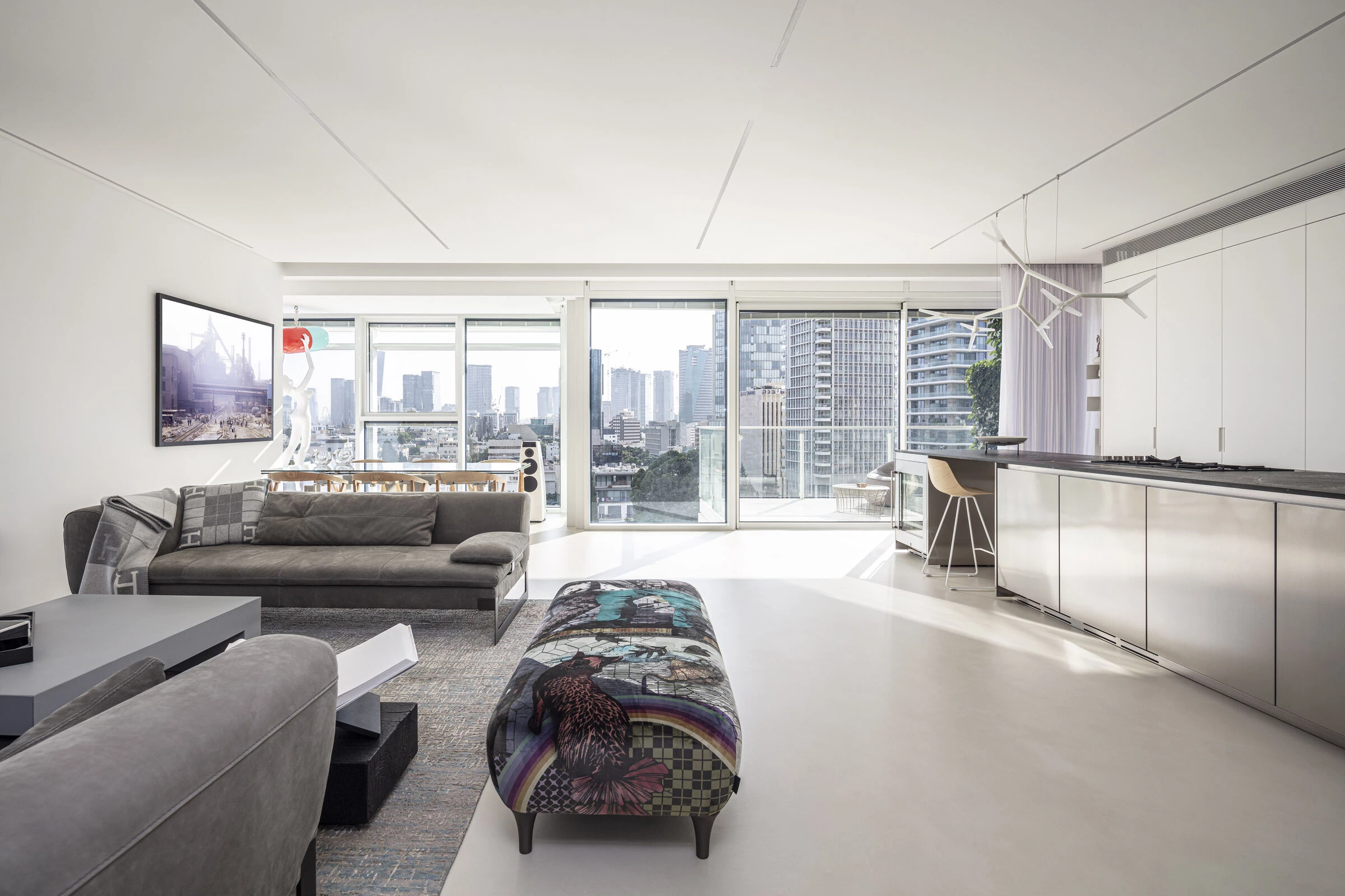 特拉维夫艺术收藏家公寓丨以色列特拉维夫丨Raz Melamed-34