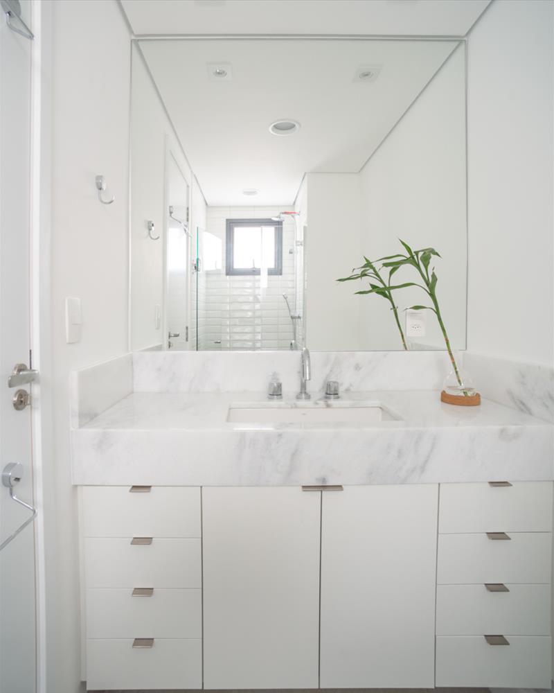 巴西 CR2 建筑事务所打造明亮木质公寓-12