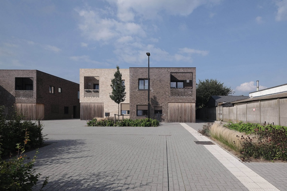 比利时代瑟尔社会住宅 | 共享、集体生活的创新设计-37