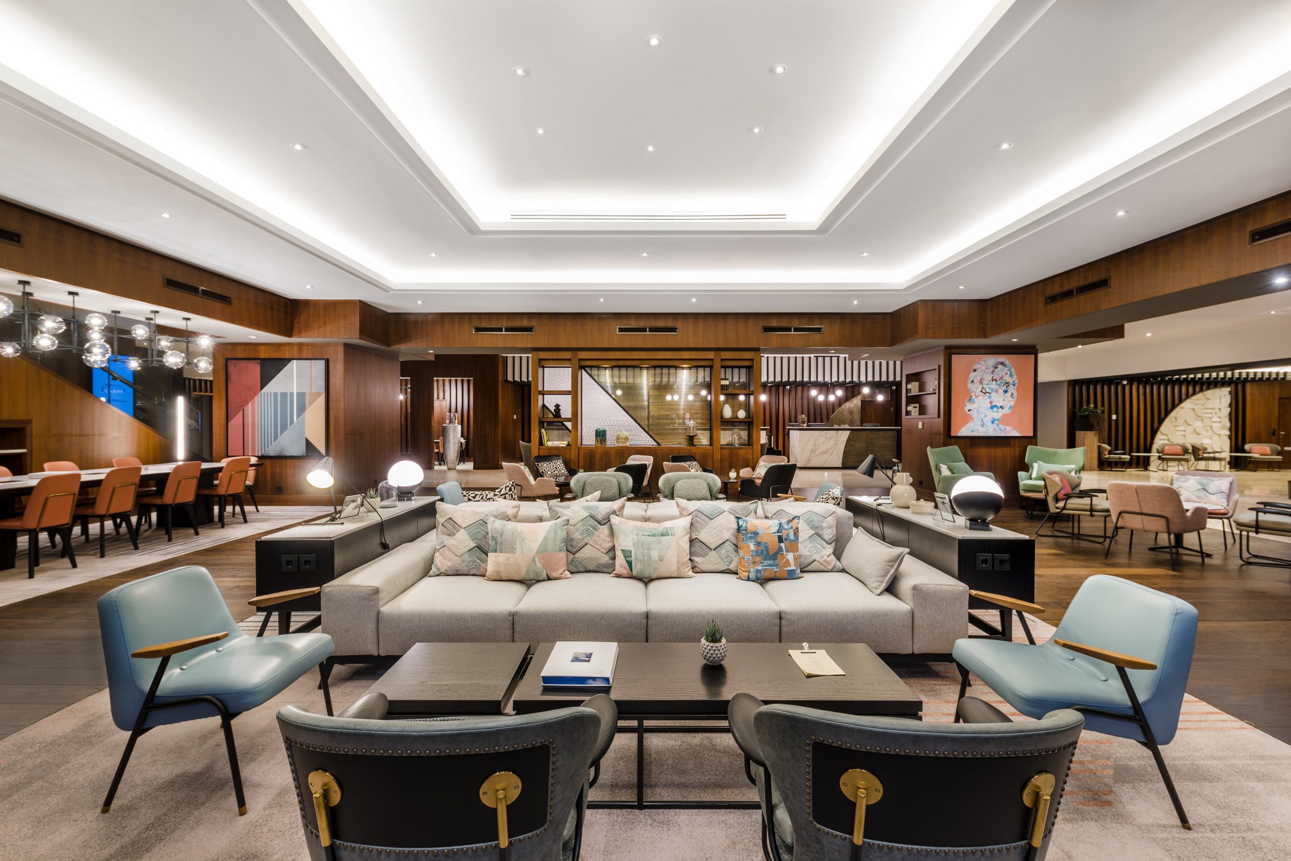 布达佩斯万豪酒店 - 22度餐厅（注：Twenty2Degrees可能是酒店内餐厅等场所名，这里按字面22度翻译，若有特定背景可调整） 丨匈牙利布达佩斯丨twenty2 degrees-8