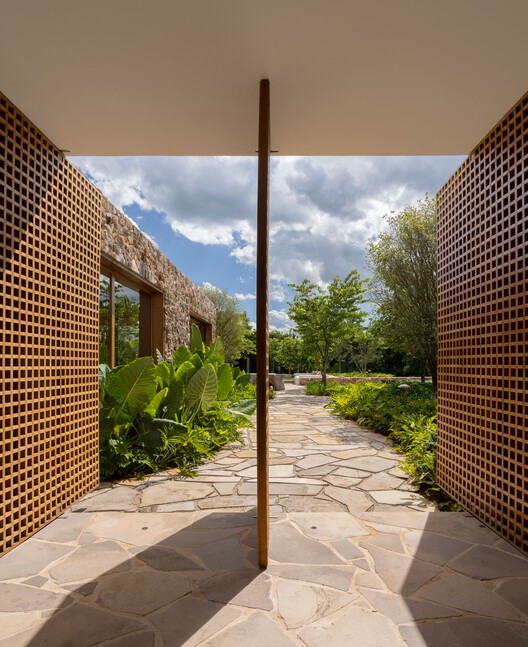 巴西 Porto Feliz 私人住宅丨Gabriel Garbin Arquitetura-18