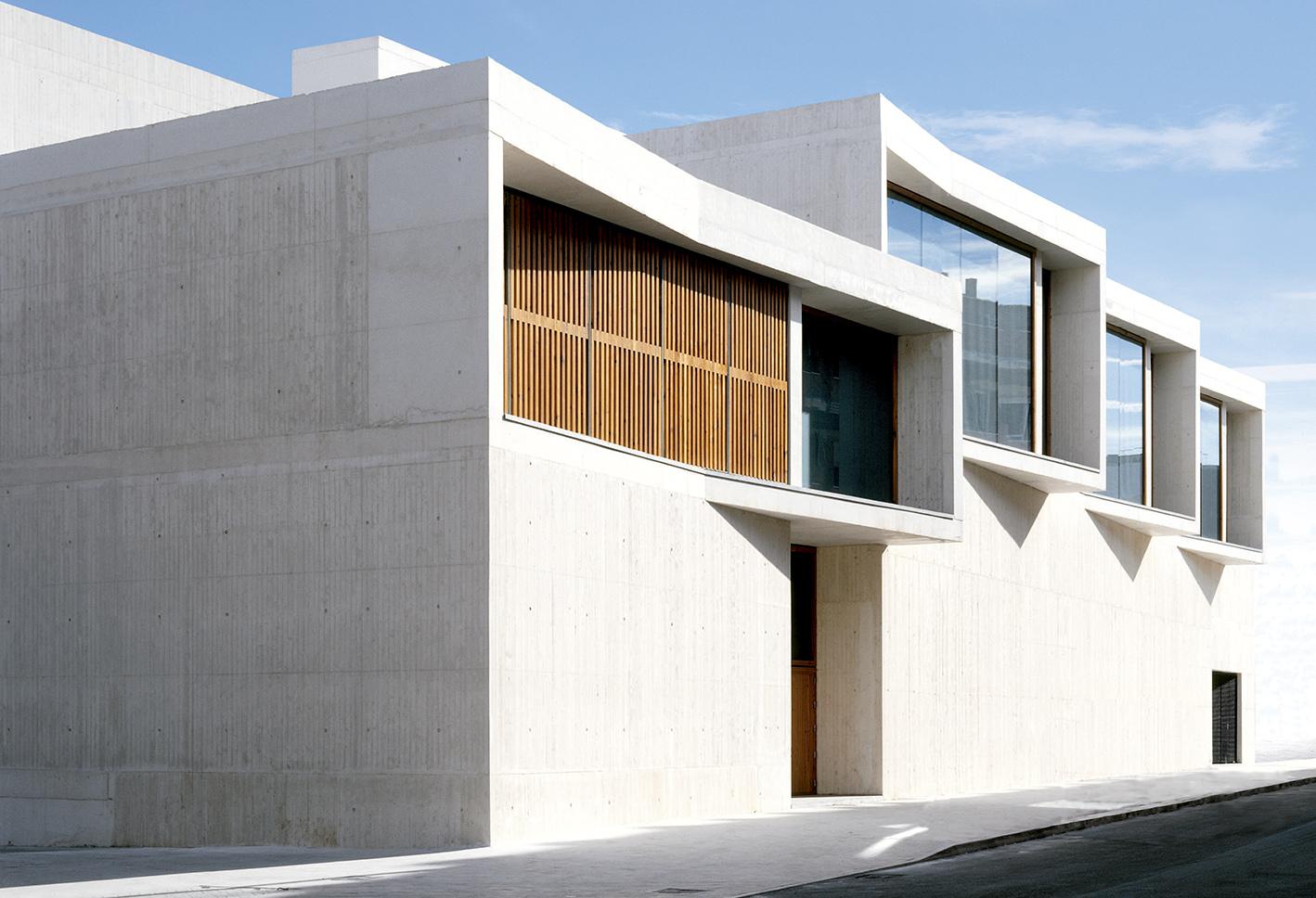 海滨会议中心 | 无缝连接室内外的文化地标-14