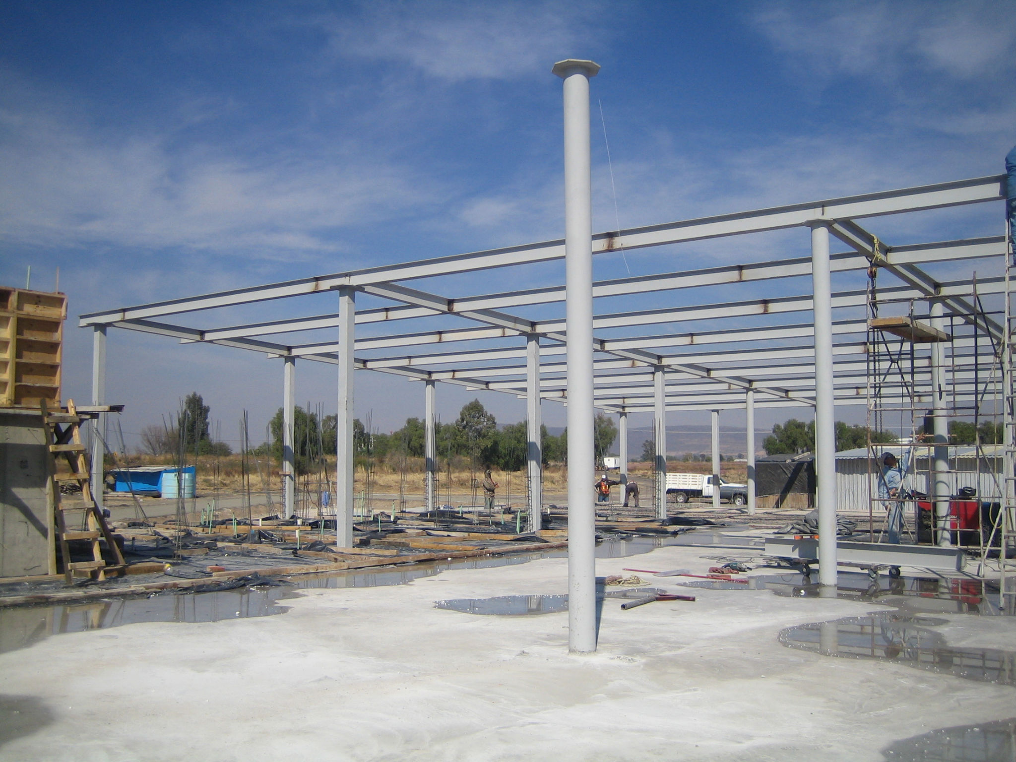 2 个实验室+小吃咖啡馆改造项目丨HUMBERTO TURRUBIARTES ROBLES-12