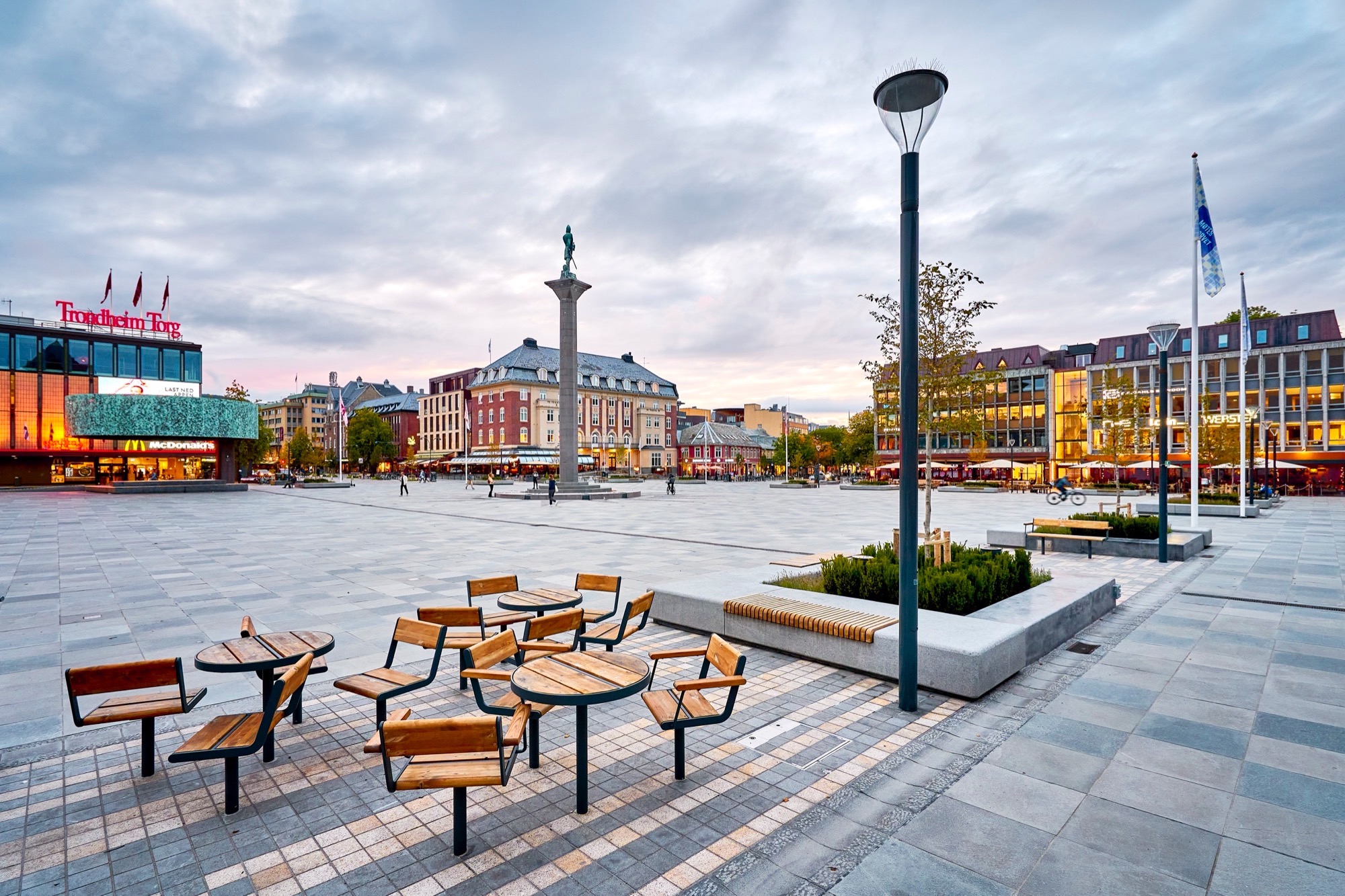 挪威特隆德姆市托尔维特广场设计丨Agraff-0