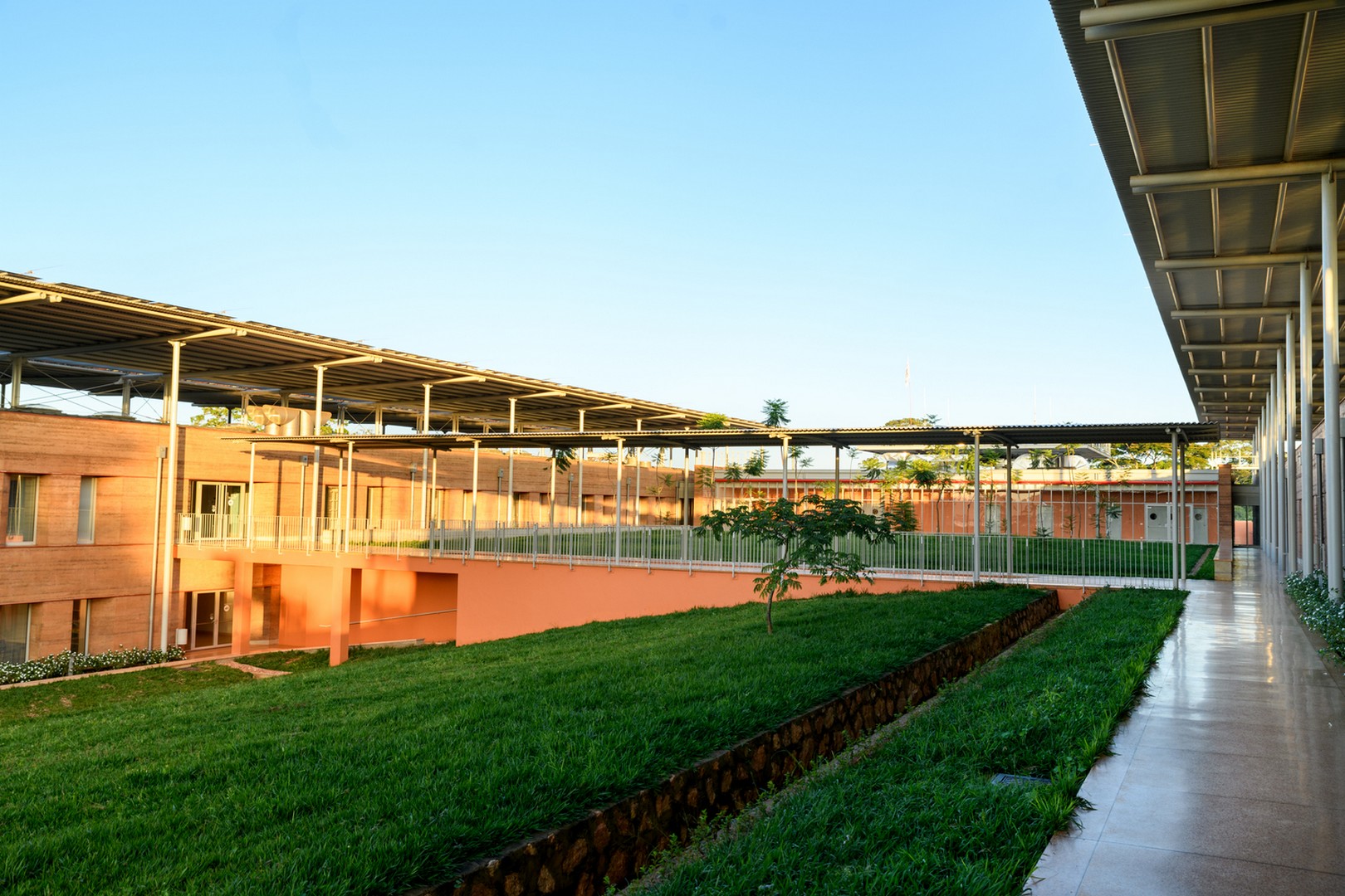 乌干达儿科手术卓越中心丨伦佐·皮亚诺建筑工作室,TAMassociati工作室-48