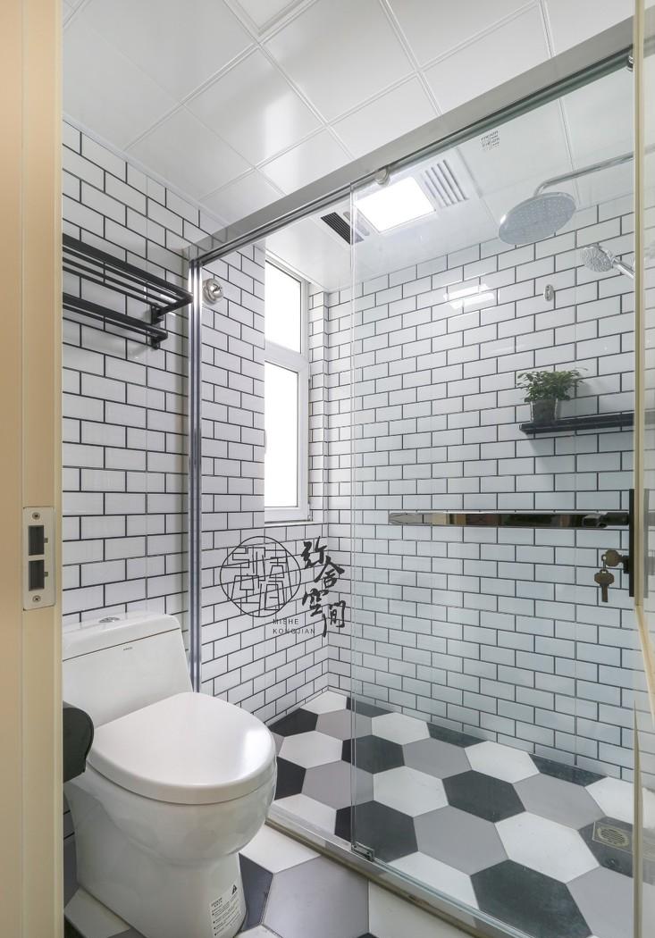 小三房空间高效利用,打造实用美观家居-25