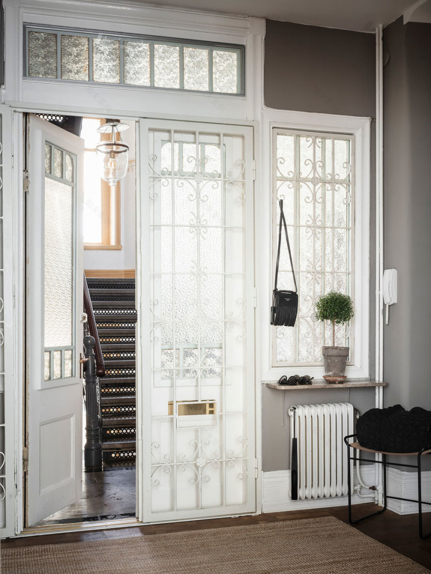 瑞典宽敞明亮的优雅公寓设计-37