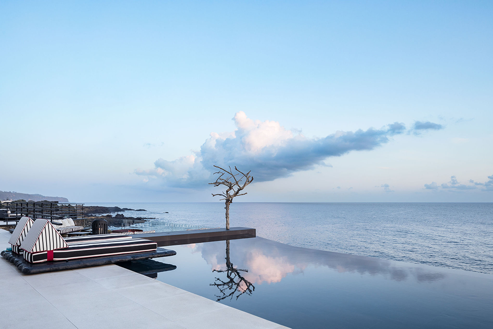 蜜悦·蓝白圣岛悬崖泡池美宿丨中国深圳丨埂上设计-35