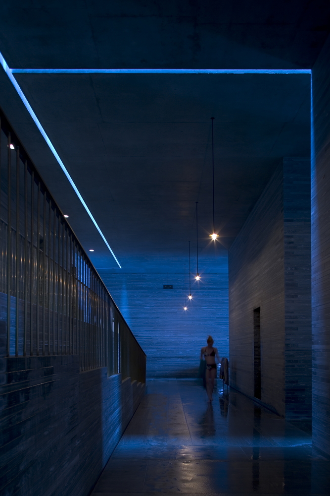 瓦尔斯温泉浴场丨彼得·卒姆托-42