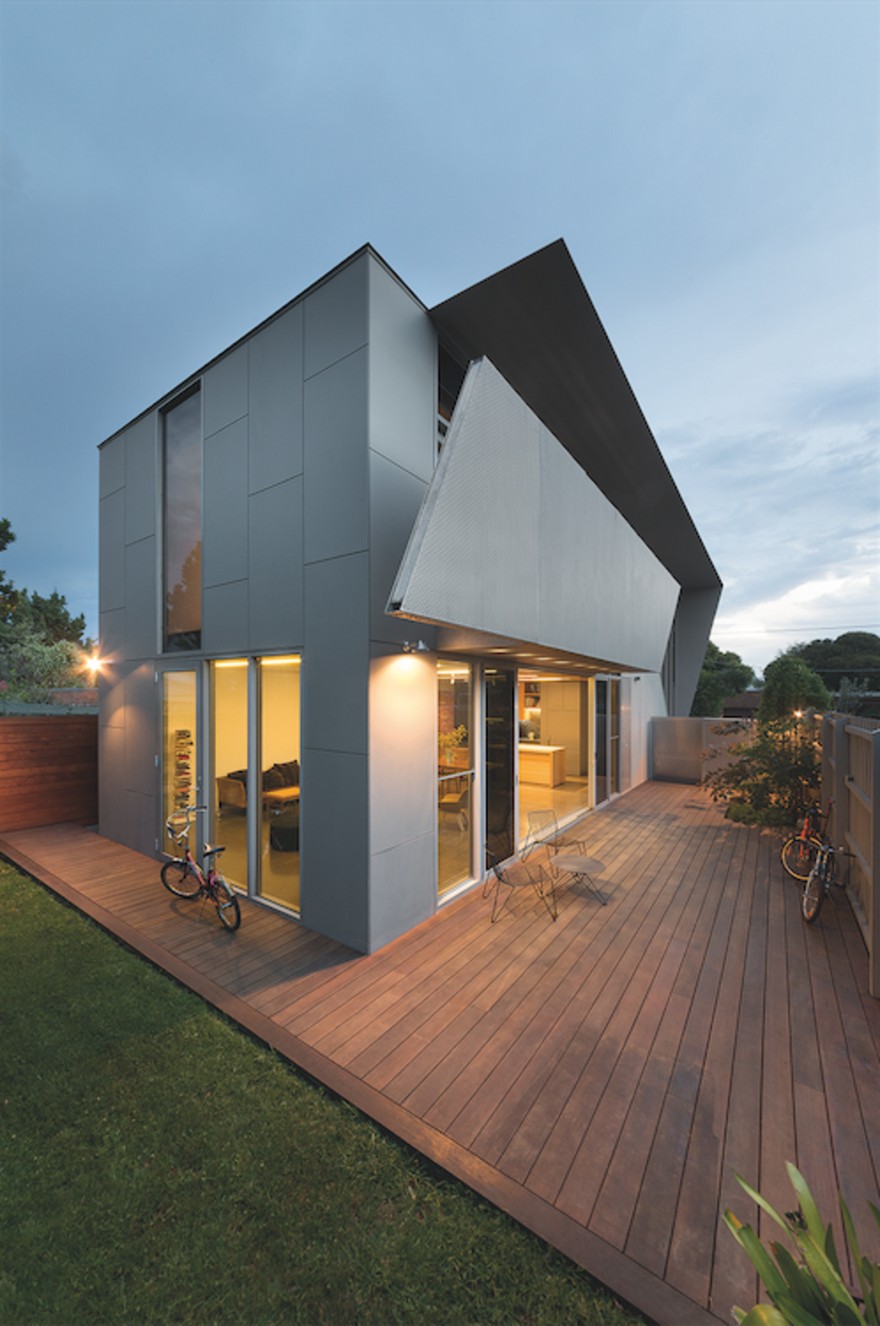 Angular Melbourne House Designed to Support an Active Lifestyle-20