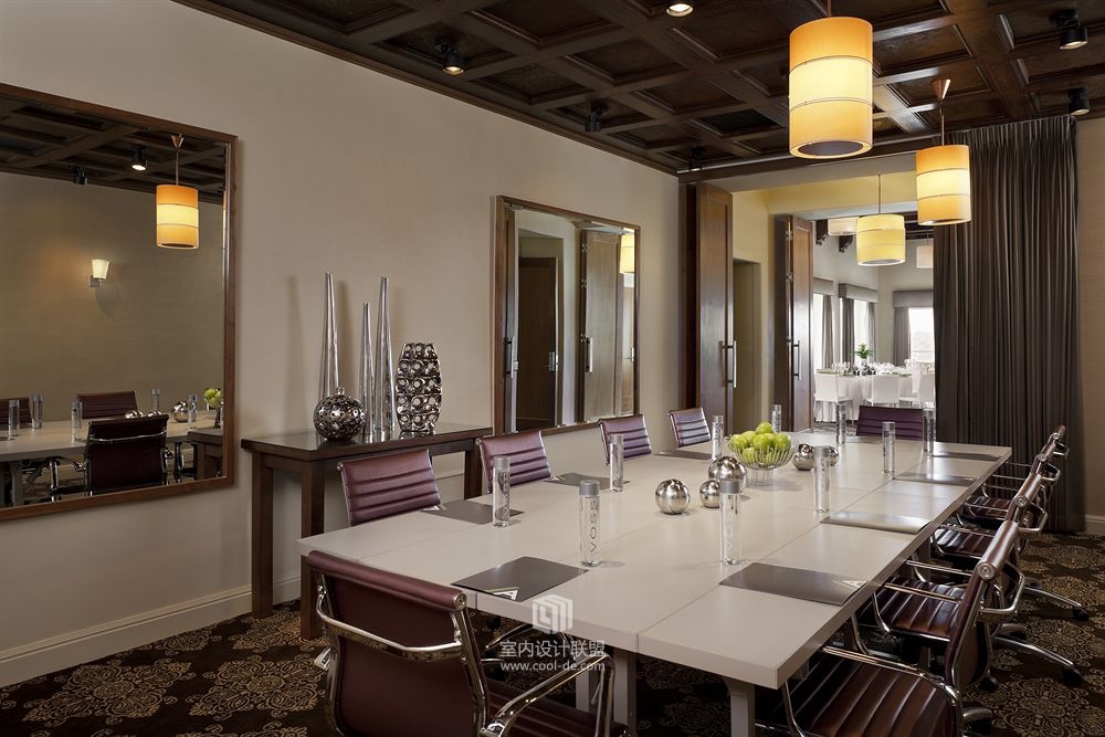 Hotel Adagio, Autograph Collection-8