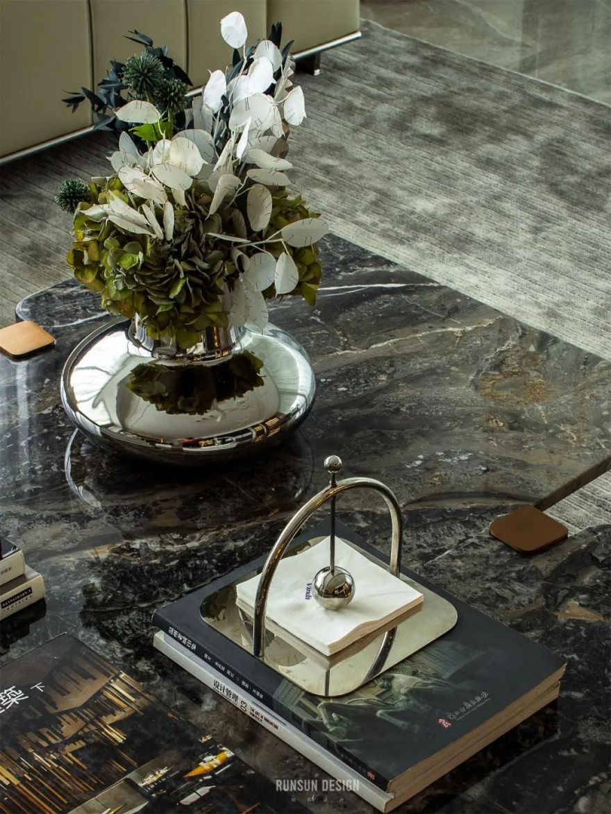 意法边境的浪漫空间丨RUNSUN 朗石设计-34