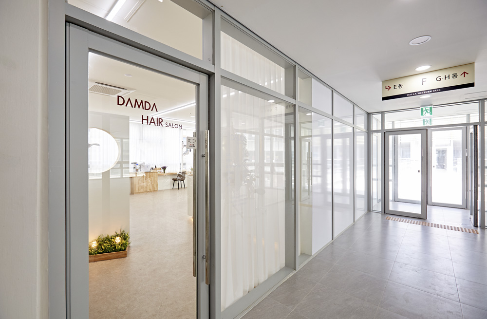 23 平米极简美容室，现代风格设计典范-15