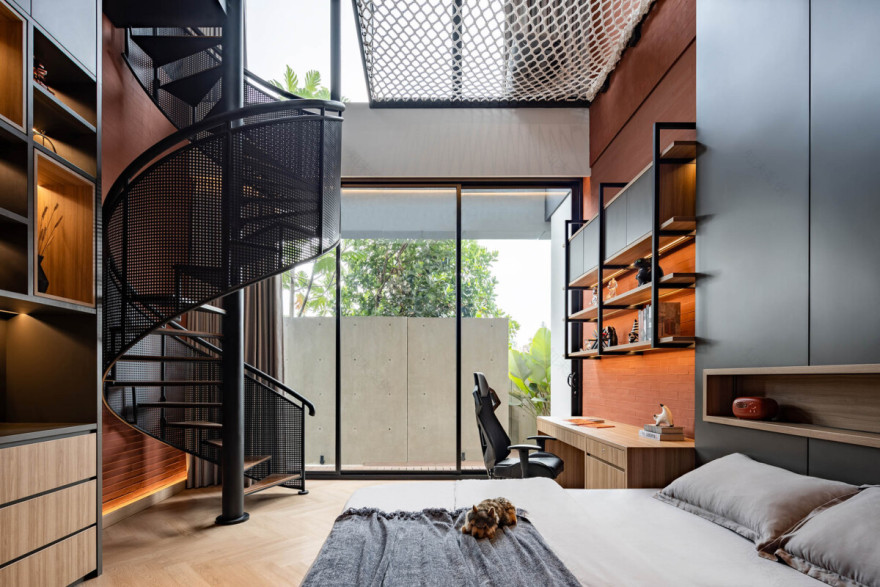 HUMBLE AND HOMEY, RUMAH MEWAH DI PLONGKOWATI - Asrinesia-40