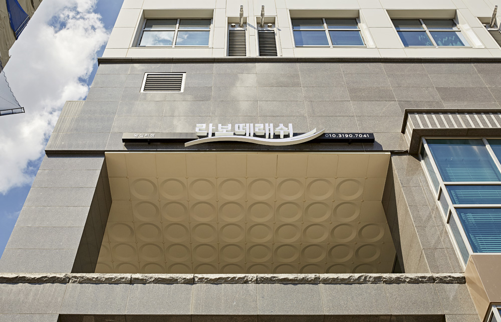 韩国 Whitewood 住宅，极简设计展现高级美感-17