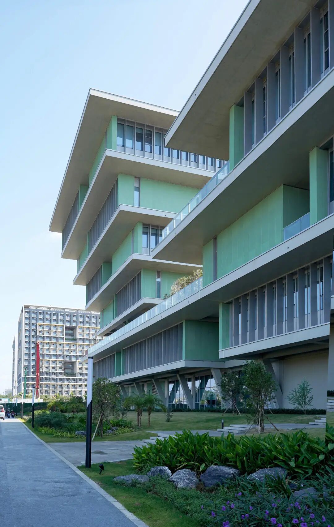 【AT建筑】夏热冬暖地区建筑设计绿色策略研究——海南大学生物医学与健康研究中心设计实践-78