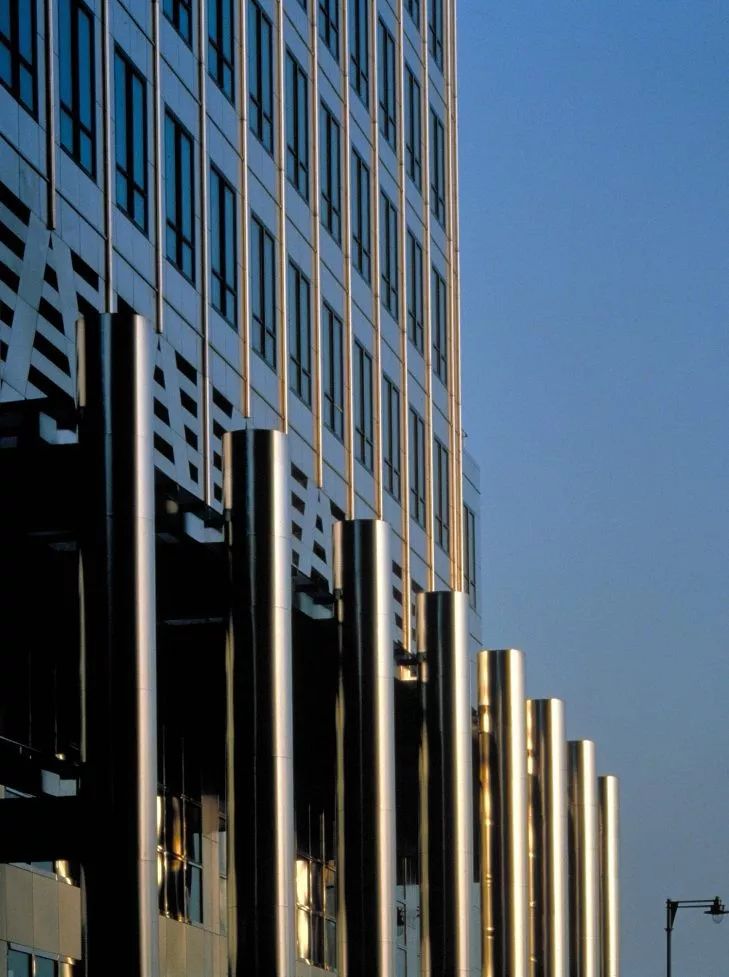 现代主义建筑大师西萨·佩里的一生与标志性作品-58