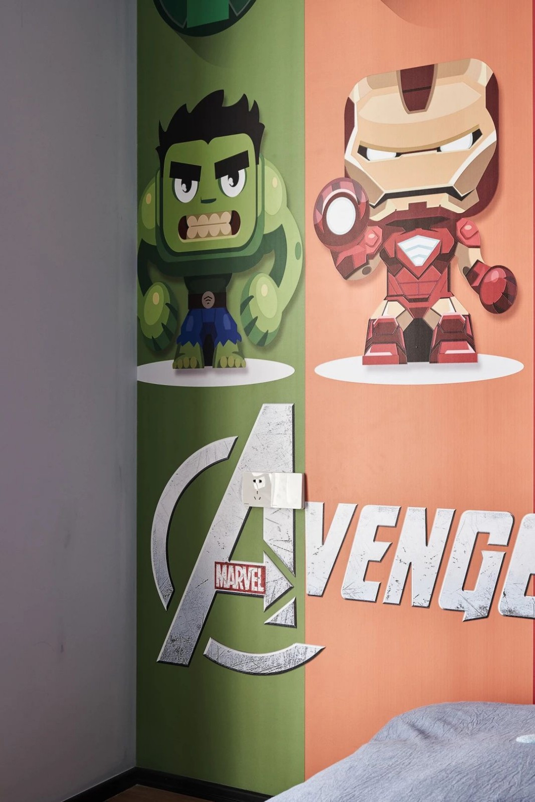 手办迷的现代简约之家 | 悬空背景展柜，红橡实木家具-26