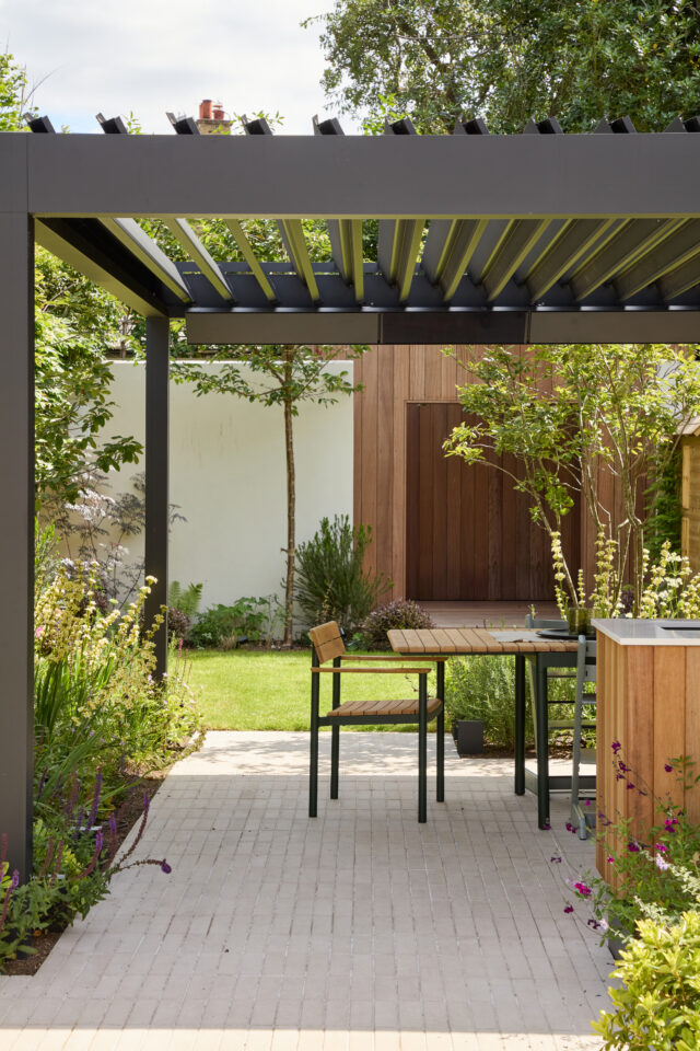 
      Imperfect Interiors
    -7