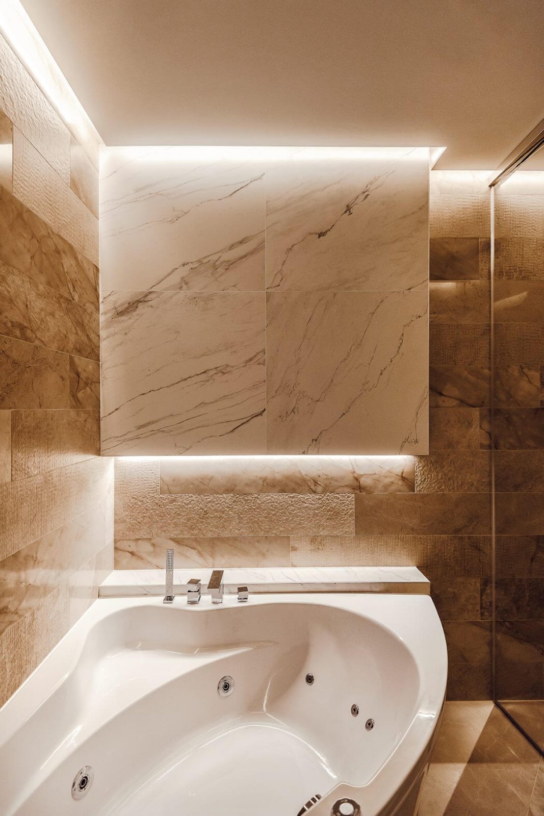 保加利亚现代感公寓设计  Pavel Yanev-10