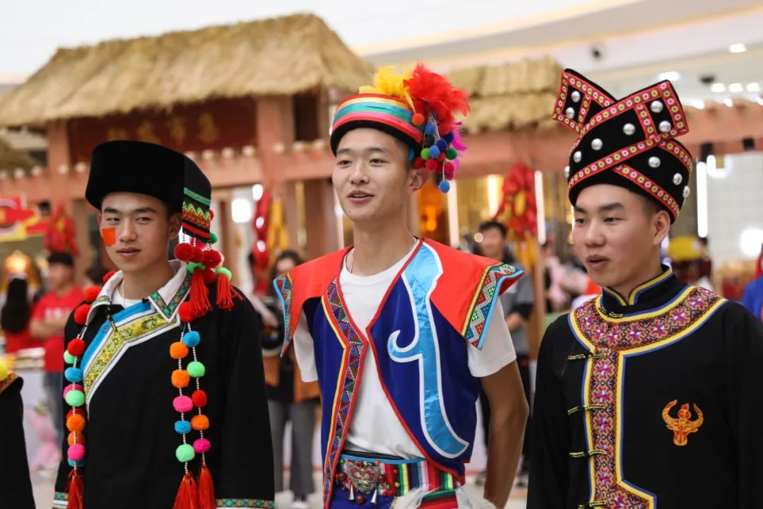 336 座万达广场同唱一首歌,壮观场面震撼全国!-50