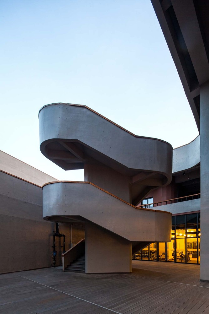 上海科技大学体育场馆-26