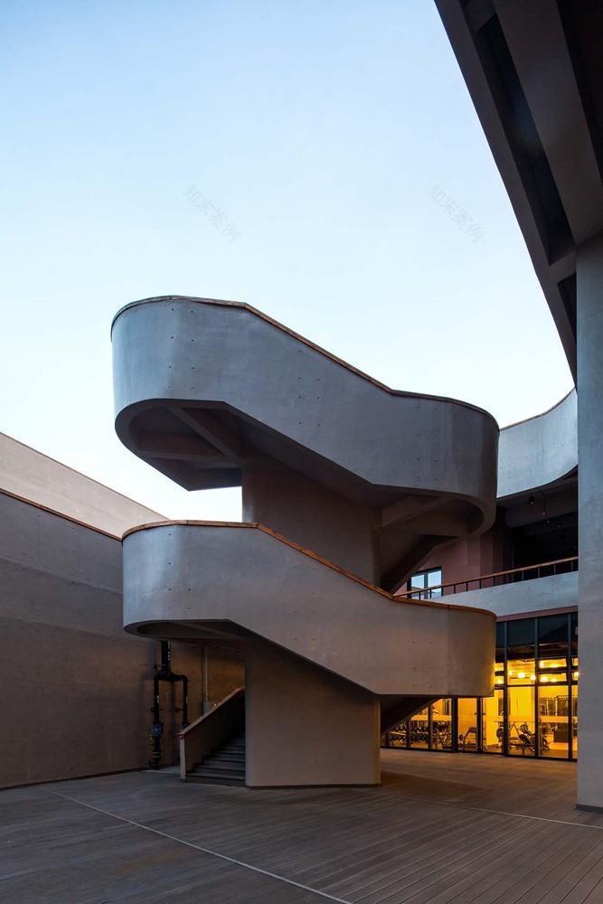 上海科技大学体育场馆-26